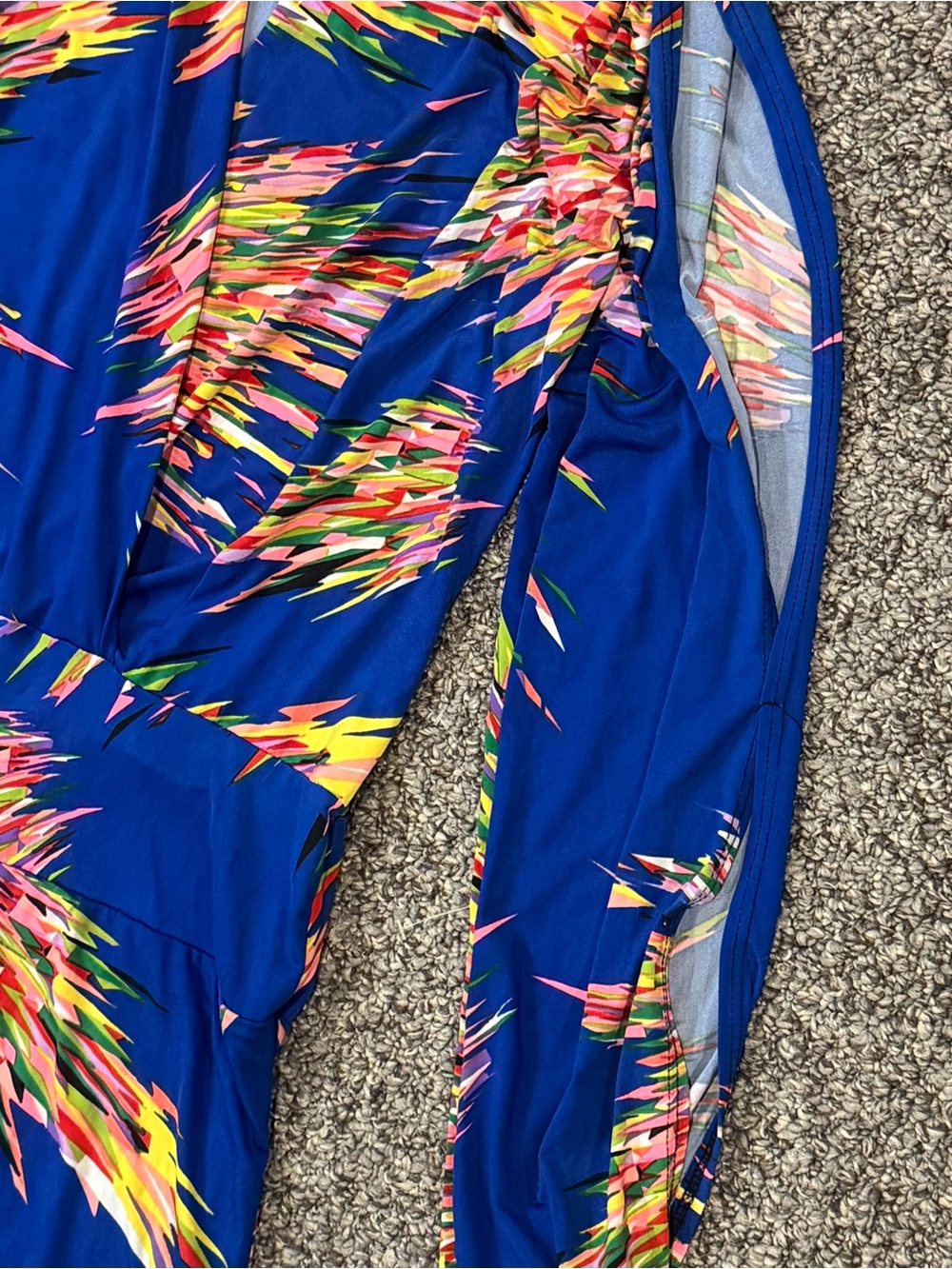 NWT Boutique Blue Multicolor V-Neck Long Sleeve Romper - Picture 5 of 9
